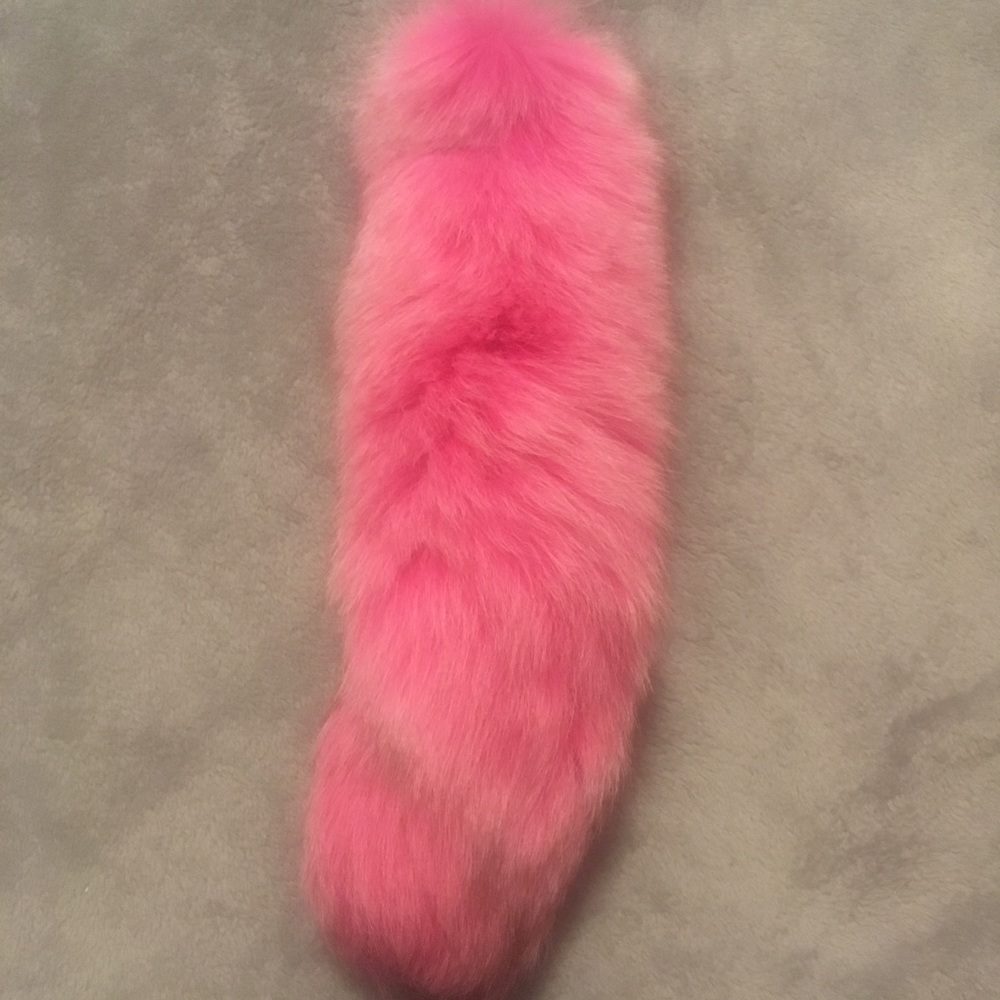 Real fur fuschia pink fox tail keychain!